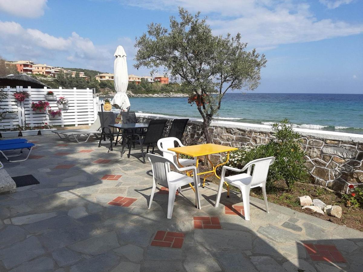 House Kokkalas On The Beach Pyrgadikia Dış mekan fotoğraf