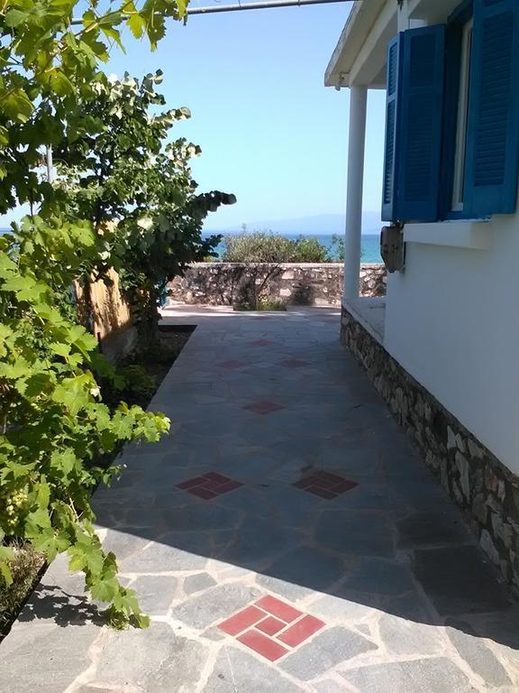 House Kokkalas On The Beach Pyrgadikia Dış mekan fotoğraf
